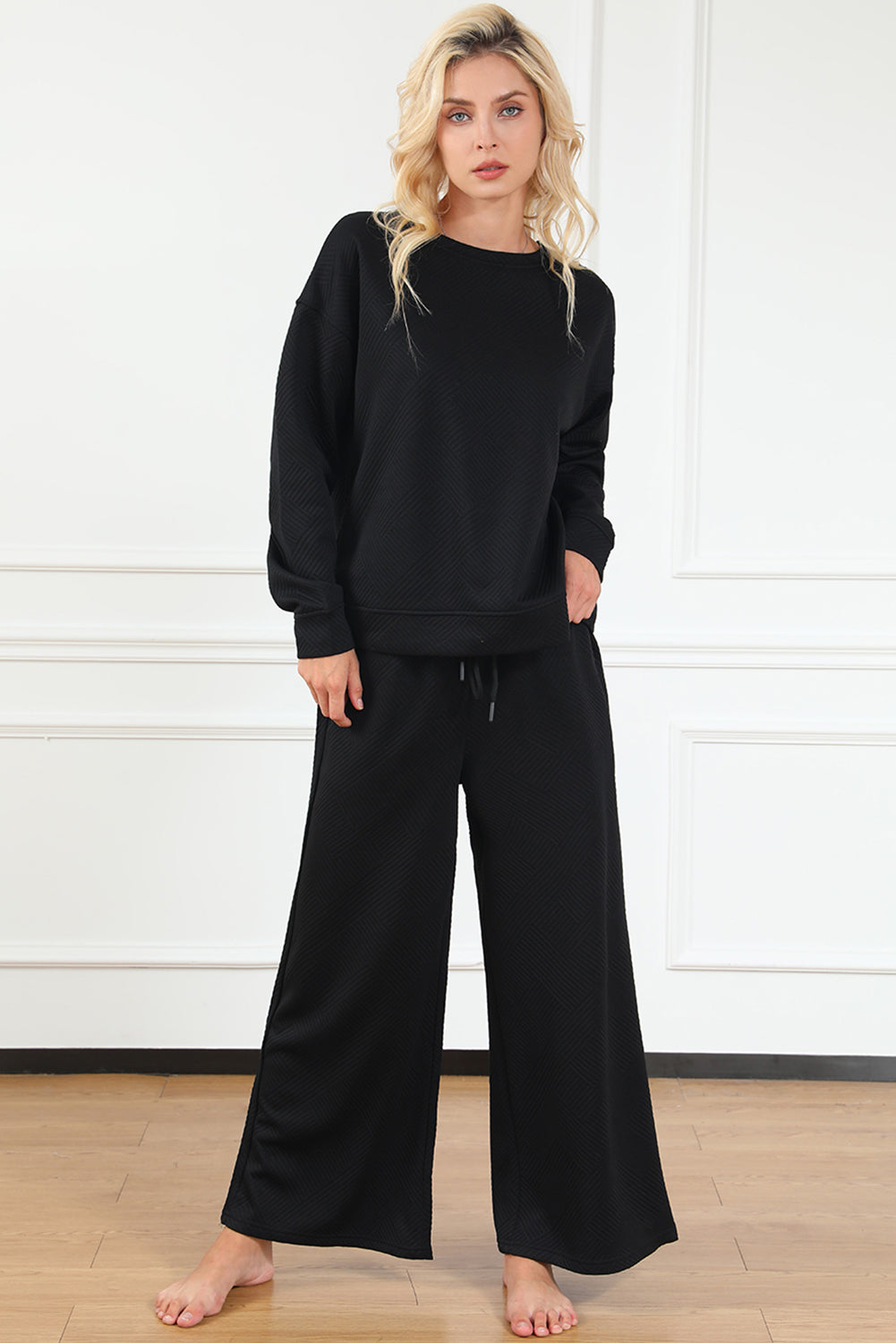 Black 2pcs Solid Textured Drawstring Shorts Set