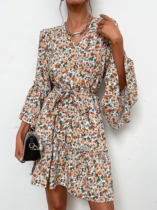 V-neck printed long-sleeved early autumn dress