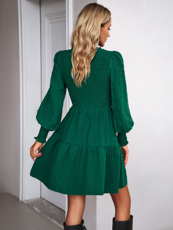 Women's pleated solid color long-sleeved dress