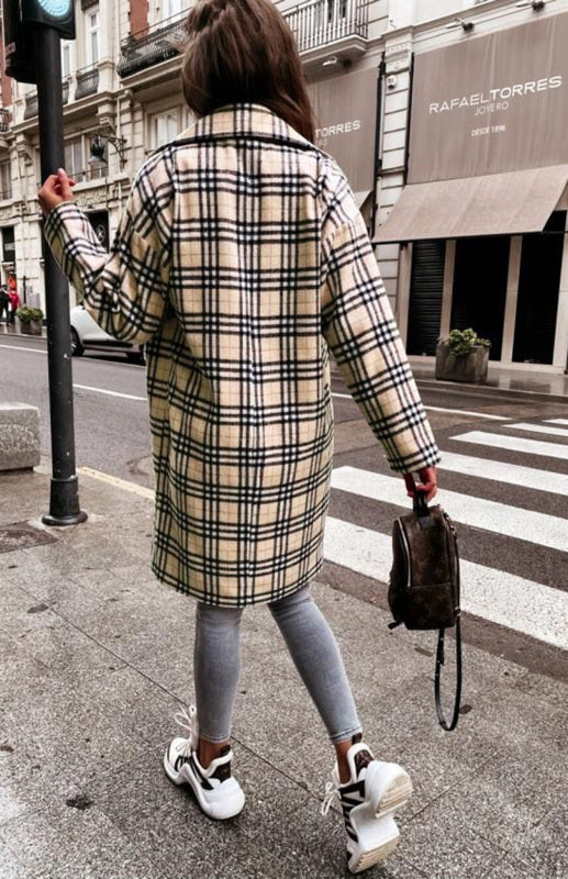 Ladies' Fashionable Double-Breasted Woolen Coat