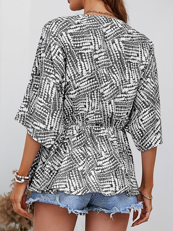 New style shirt European and American V-neck bat sleeve loose waist printed top